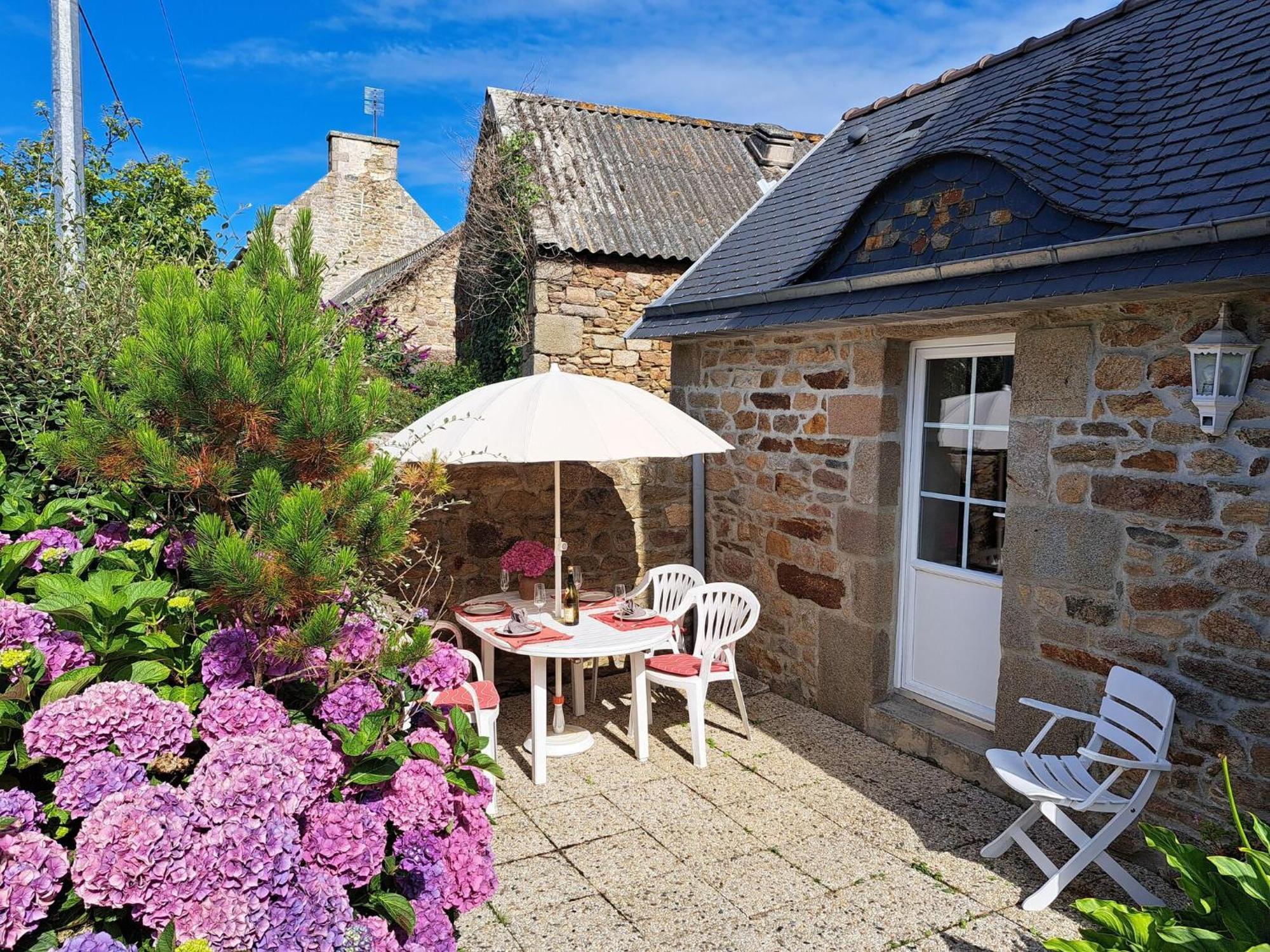 Natural Stone House Close To The Sea, Lannilis Exterior foto